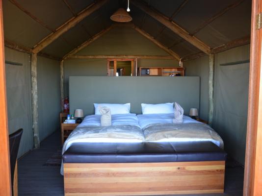 Room image 4
