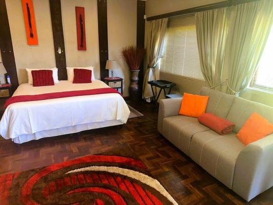 Room image 1