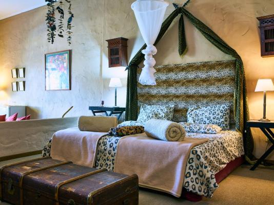 Room image 8