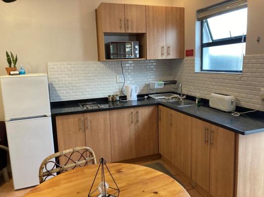 The High Street Accommodation - 196146