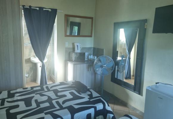 Room image 2