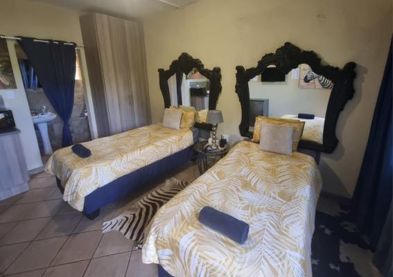Room image 6