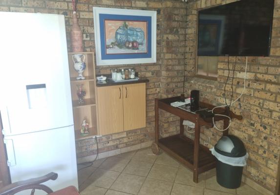 Room image 14