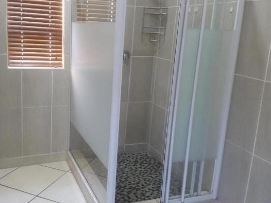 Room image 2
