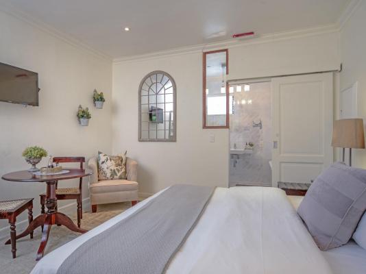 Room image 1