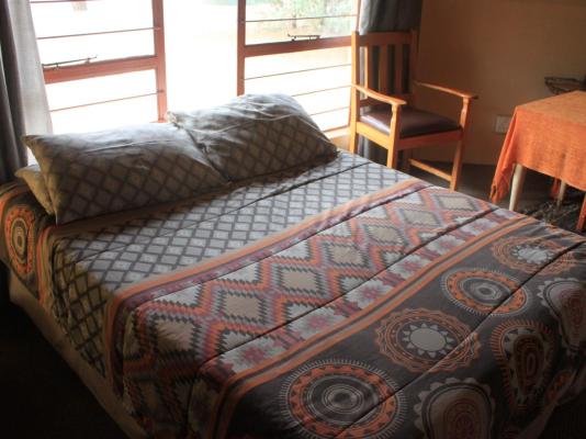 Room image 4