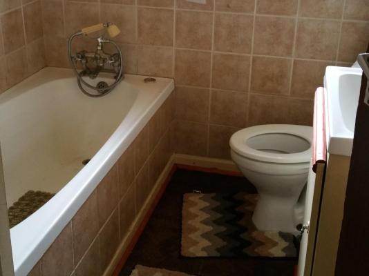 Room image 1