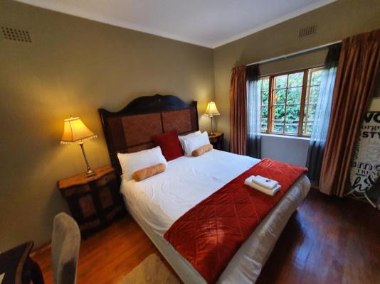 Room image 11