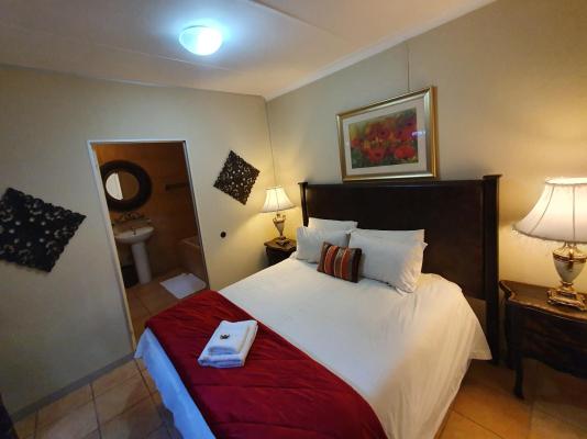 Room image 28