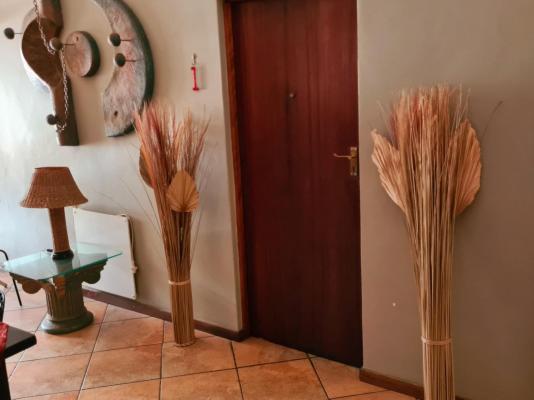 Room image 2