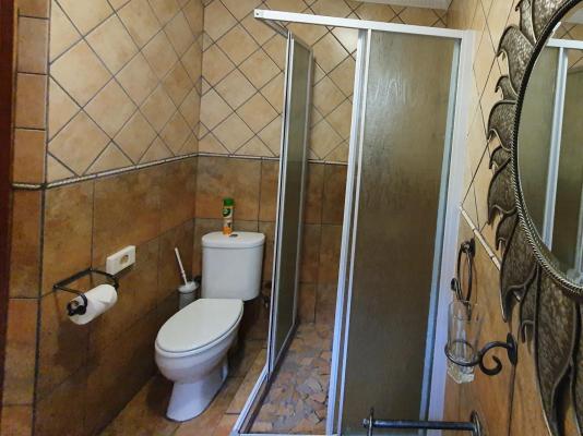 Room image 4