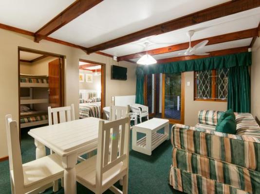 Pine Lodge Resort and Conference Centre - 196850