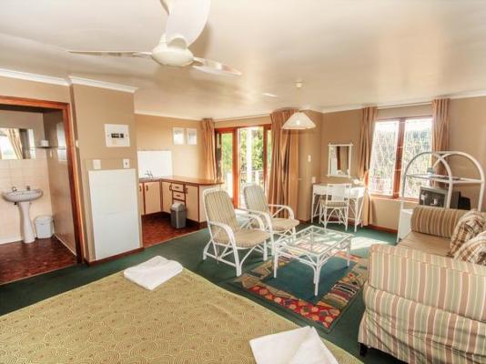 Room image 5