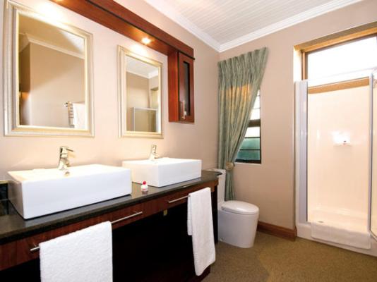 Room image 1