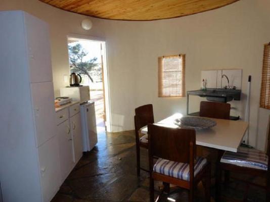 Room image 4