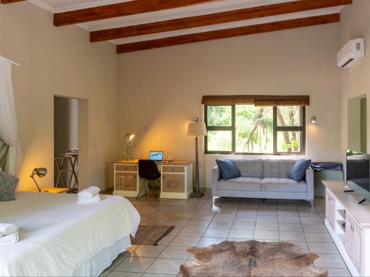 Room image 9