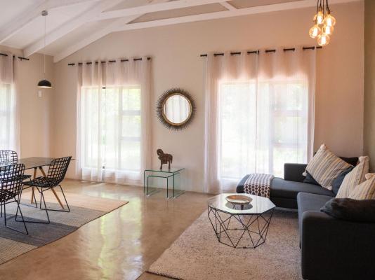 Room image 6