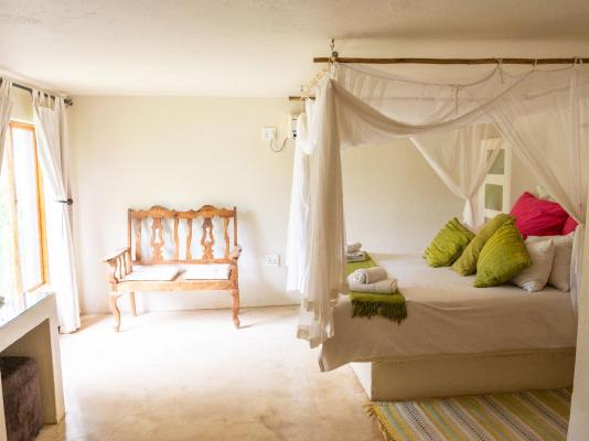 Room image 33