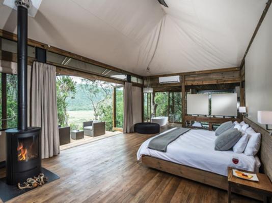 Room image 3
