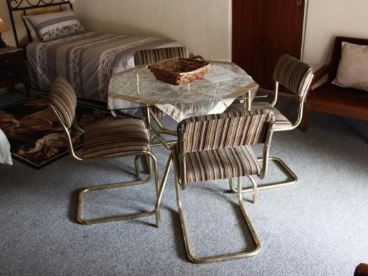 Room image 5