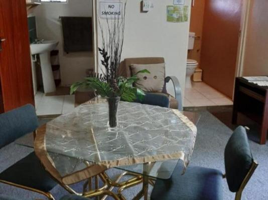Room image 7