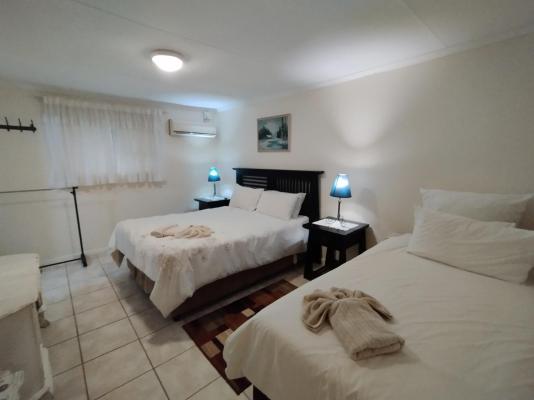 Room image 6