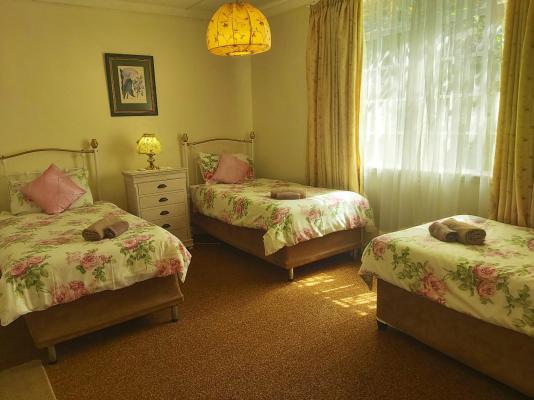 Room image 3