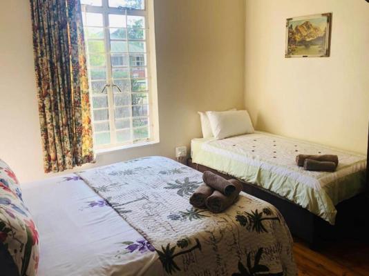 Room image 5