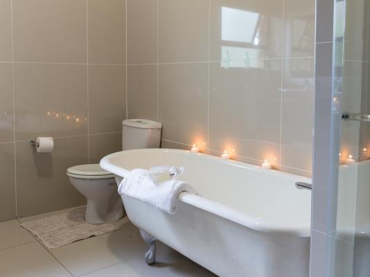 Room image 1