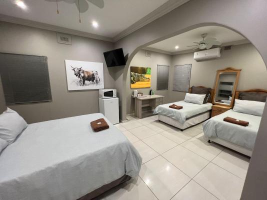 Room image 2