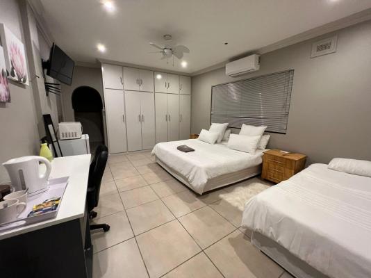 Room image 23