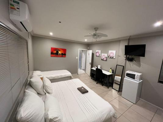 Room image 26