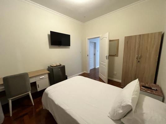 Room image 3