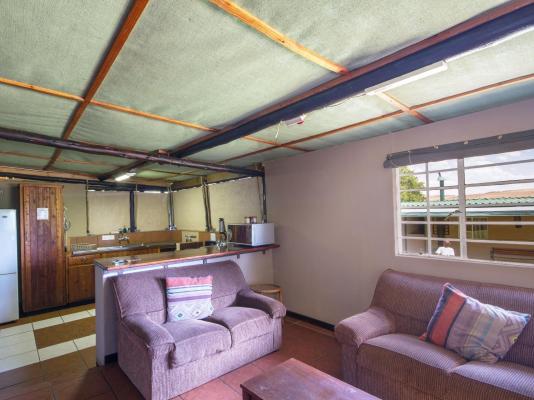 Room image 5