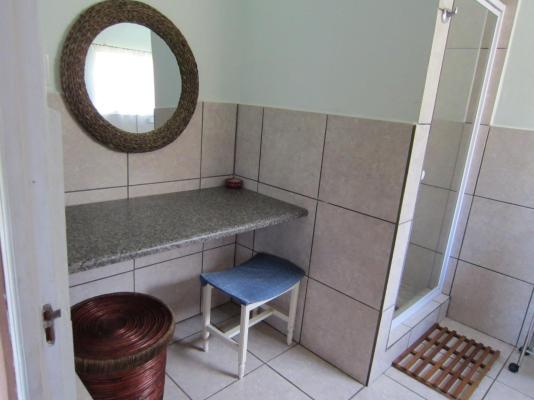 Room image 1
