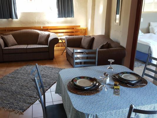 Room image 4