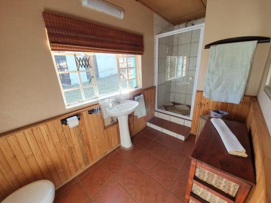 Room image 1