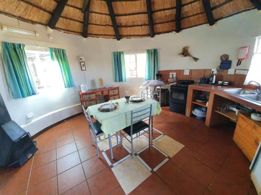 Room image 3