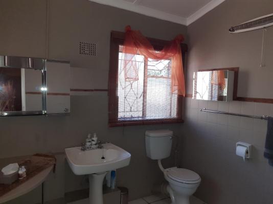 Room image 2