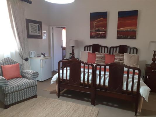 Room image 5