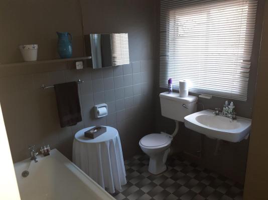 Room image 31