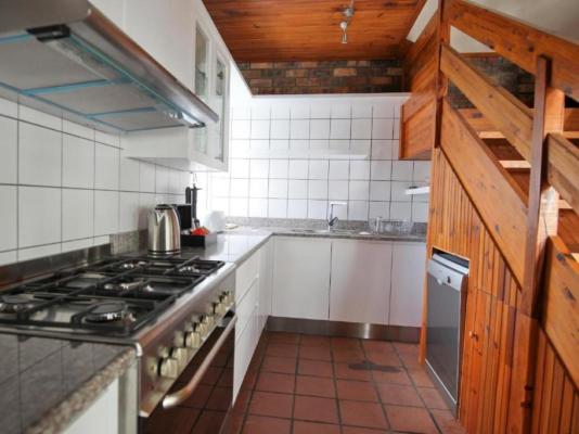 Room image 4