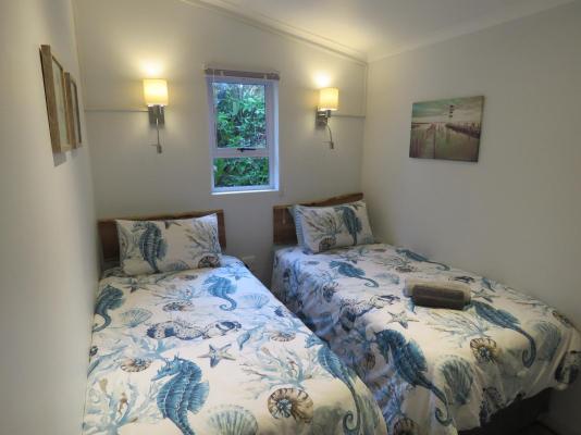 Room image 4