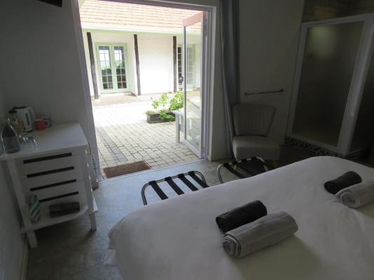 Room image 2