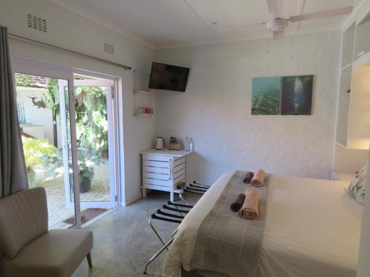 Room image 3
