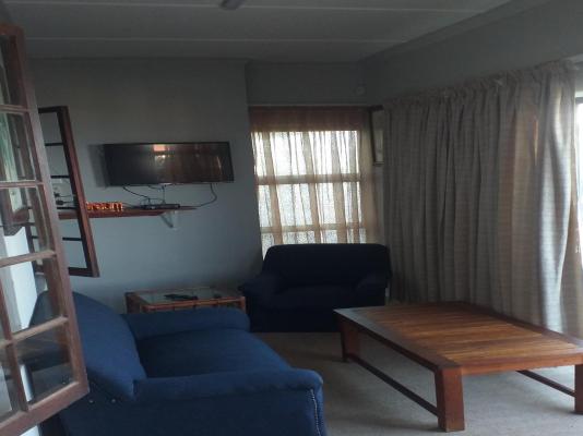 Room image 3