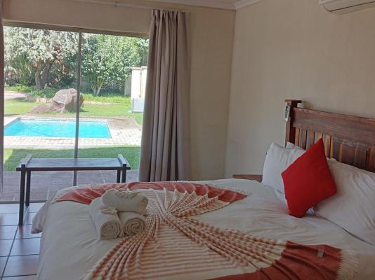 Kuruman Hotel - 198850