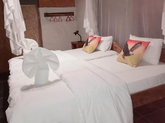 Room image 10