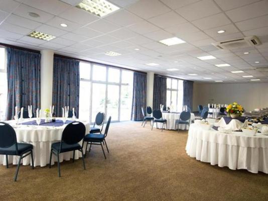 African Sky Hotels - Ermelo Inn - 199042