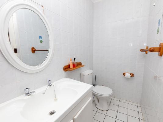 Room image 1